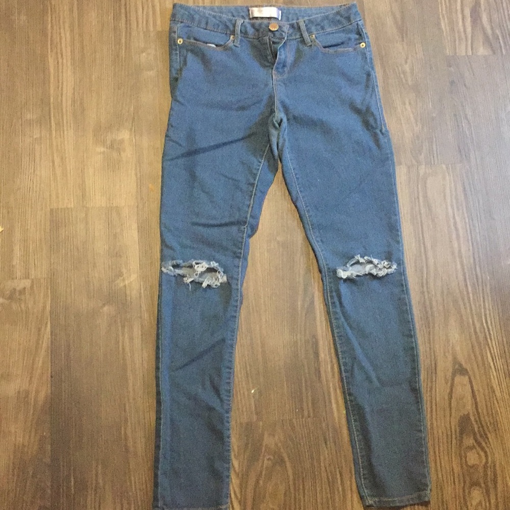 Distressed Jeans